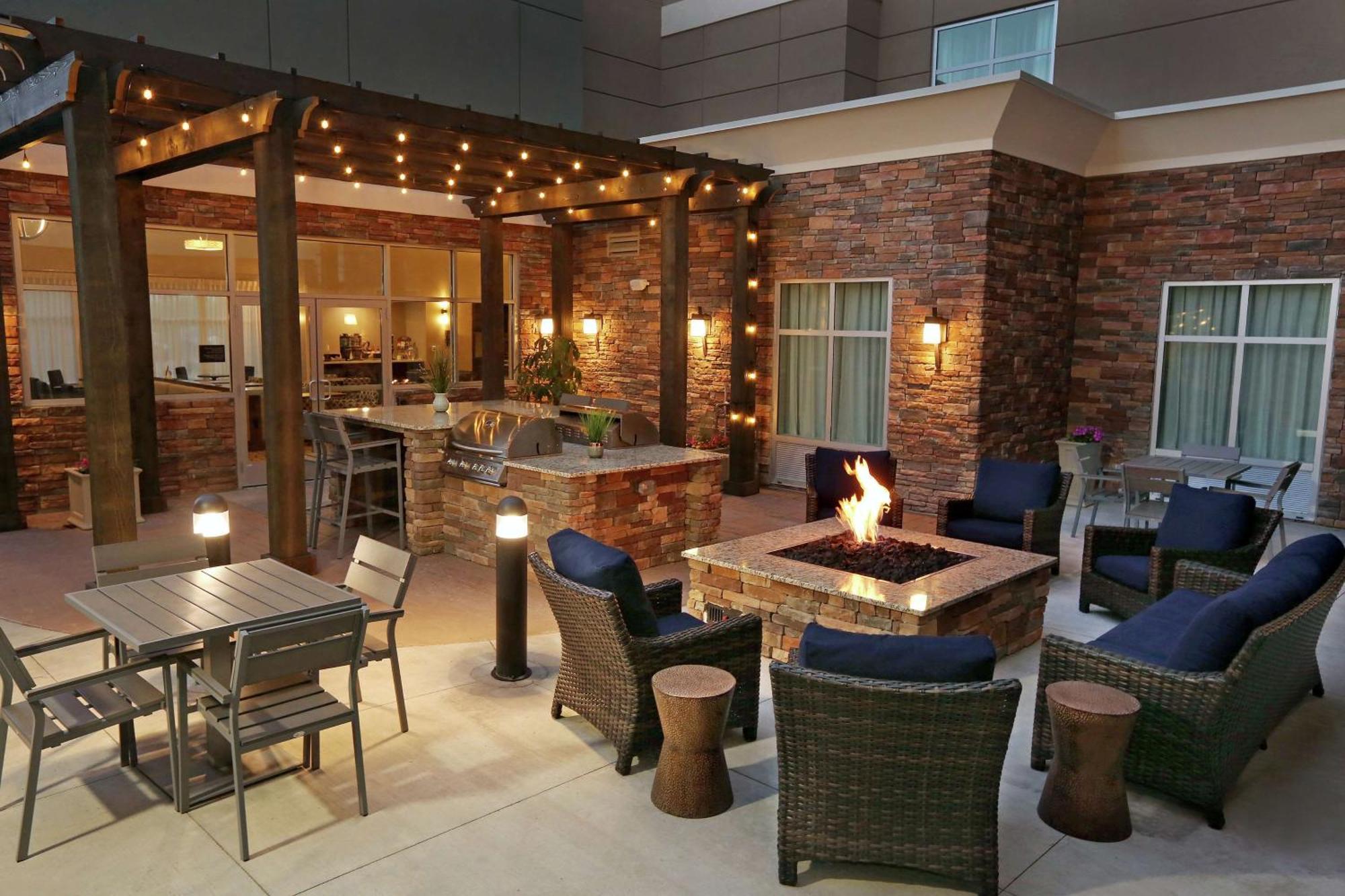 Homewood Suites By Hilton West Fargo/Sanford Medical Center Екстер'єр фото